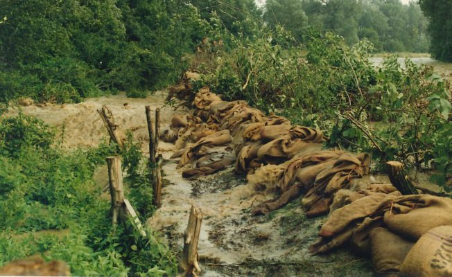 Dammbruch Schwechat 1991